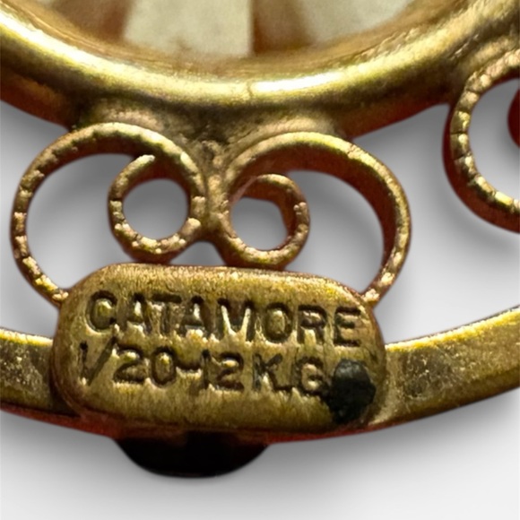 Vintage Catamore Carved Rose Brooch 12K Gold Filled Filigree Circle - Picture 4 of 6